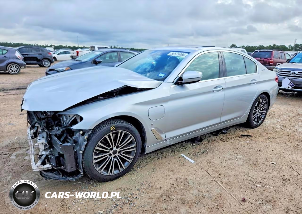 2019 BMW 5 Series 530E xDrive