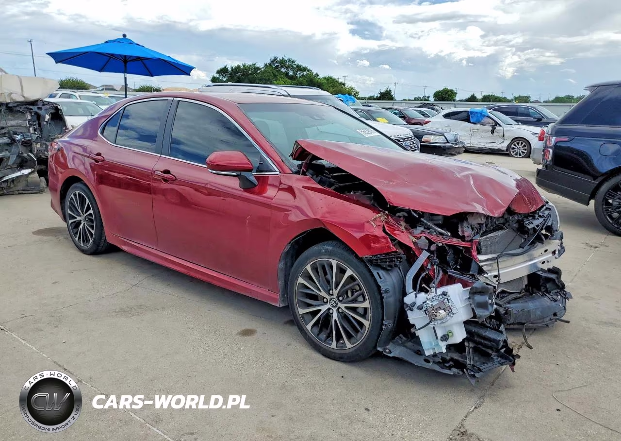 2018 Toyota Camry Se VIN:4T1B11HK6JU653844 - 4