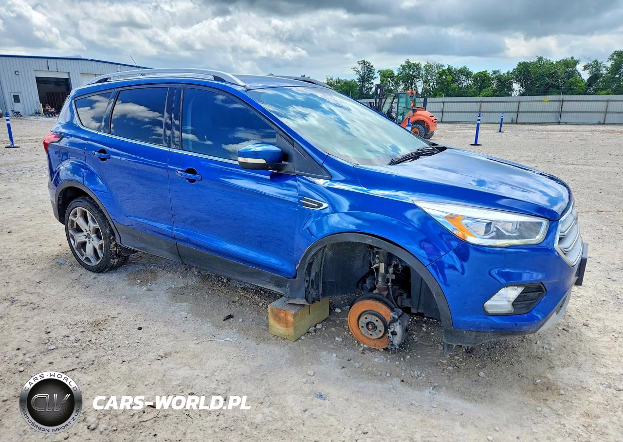2019 Ford Escape Titanium VIN:1FMCU0J96KUB33044 - 4