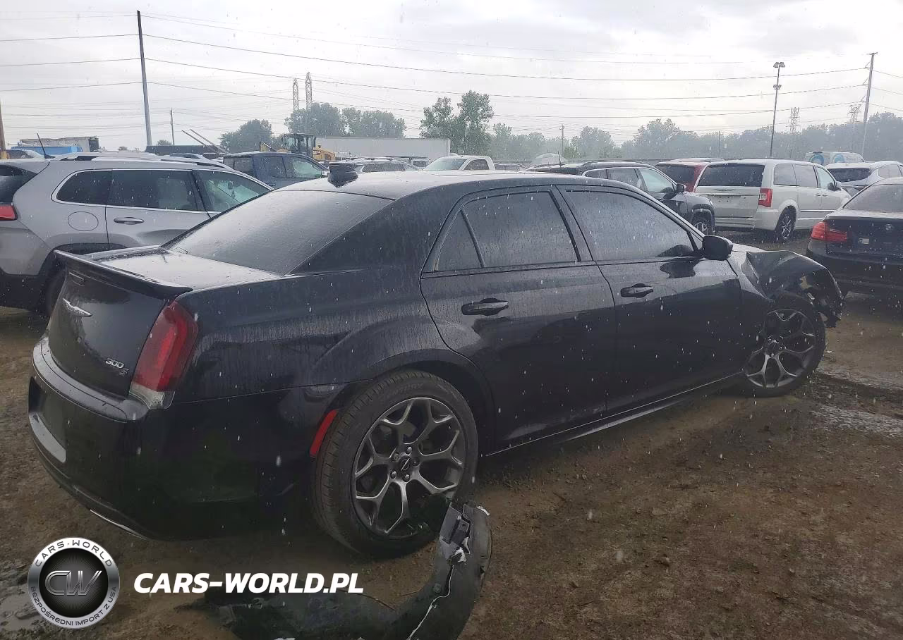 2017 Chrysler 300 S VIN:2C3CCABT3HH617745 - 3