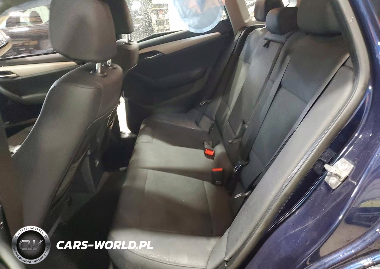 2014 BMW X1 xDrive28I VIN:WBAVL1C55EVY15523 - 10