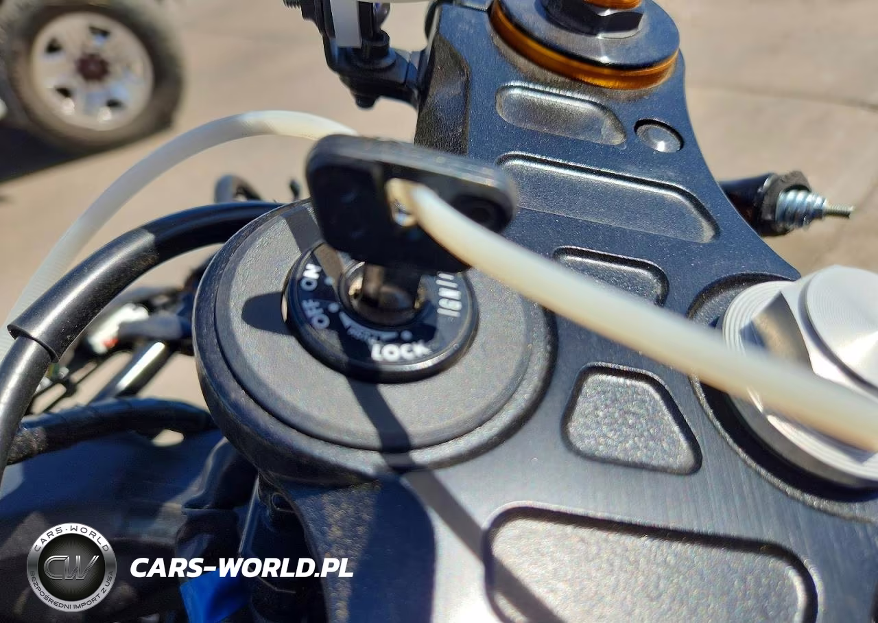 2025 Yamaha Yzfr7 VIN:JYARM38E1SA019579 - 8