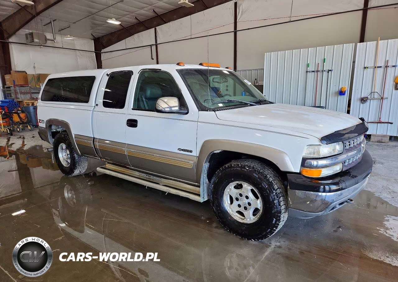2001 Chevrolet Silverado K1500 VIN:2GCEK19T811262633 - 4