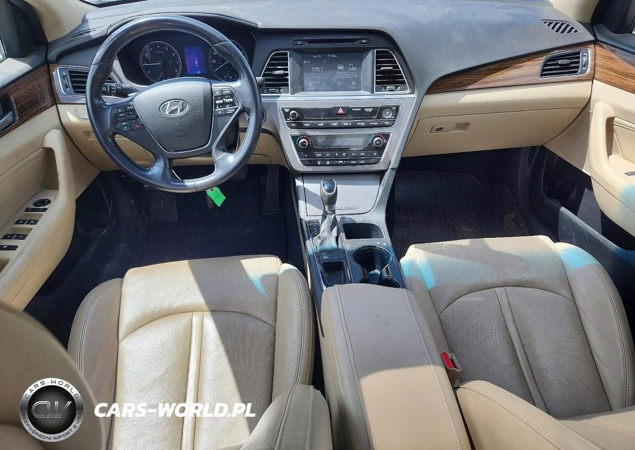 2016 Hyundai Sonata Limited VIN:5NPE34AF2GH412246 - 8