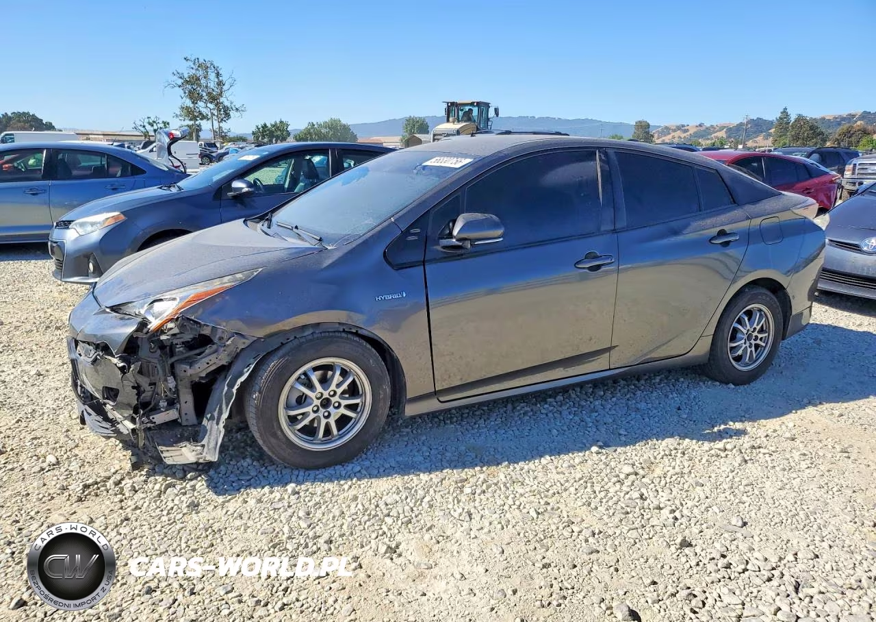 2017 Toyota Prius Three