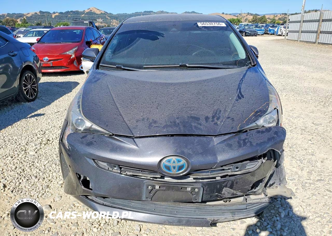 2017 Toyota Prius Three VIN:JTDKARFU9H3543541 - 5
