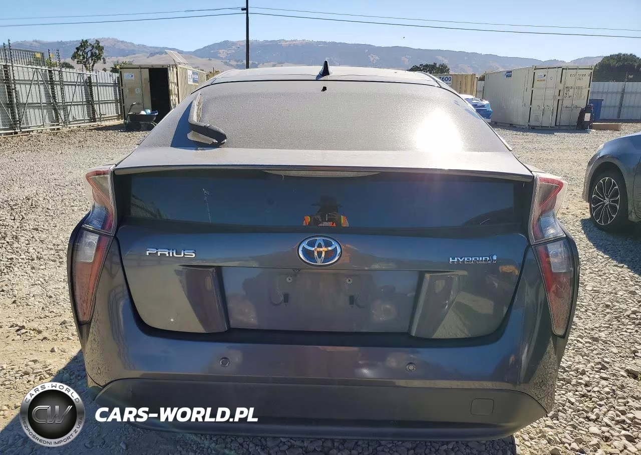 2017 Toyota Prius Three VIN:JTDKARFU9H3543541 - 6