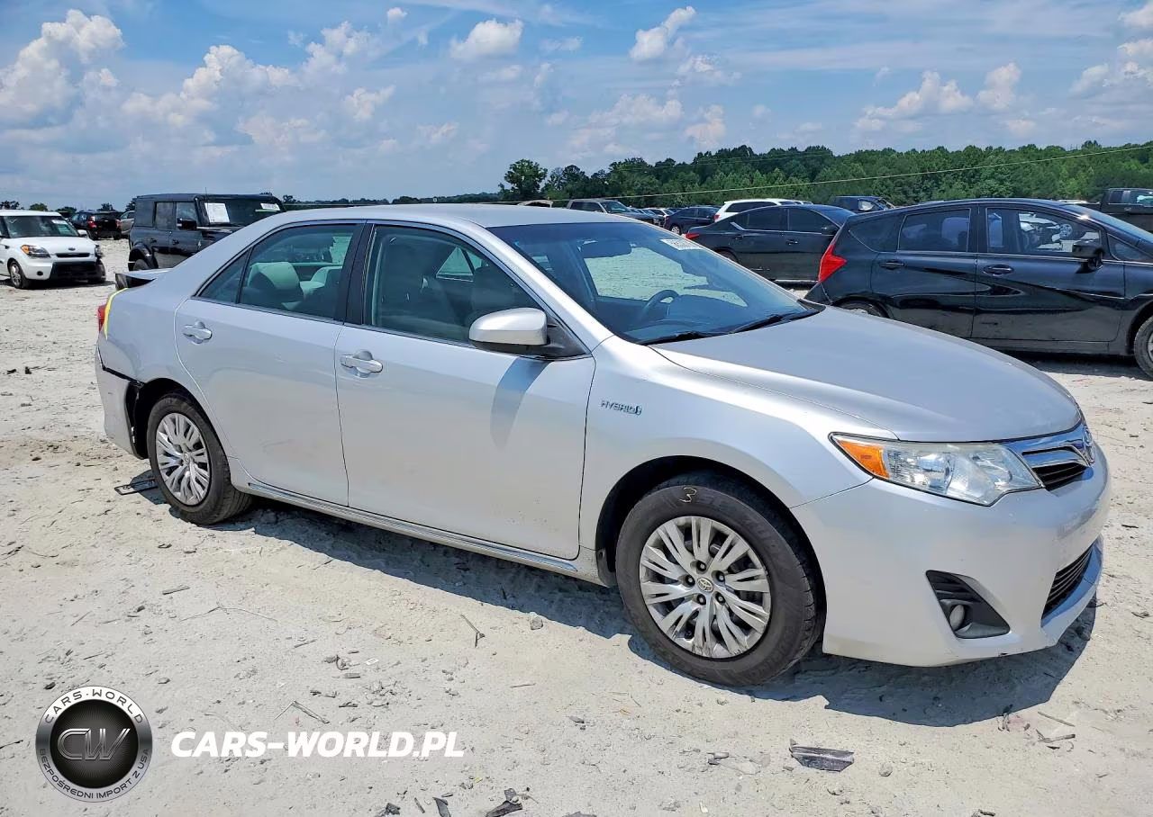 2014 Toyota Camry Hybrid Le VIN:4T1BD1FK2EU130434 - 4