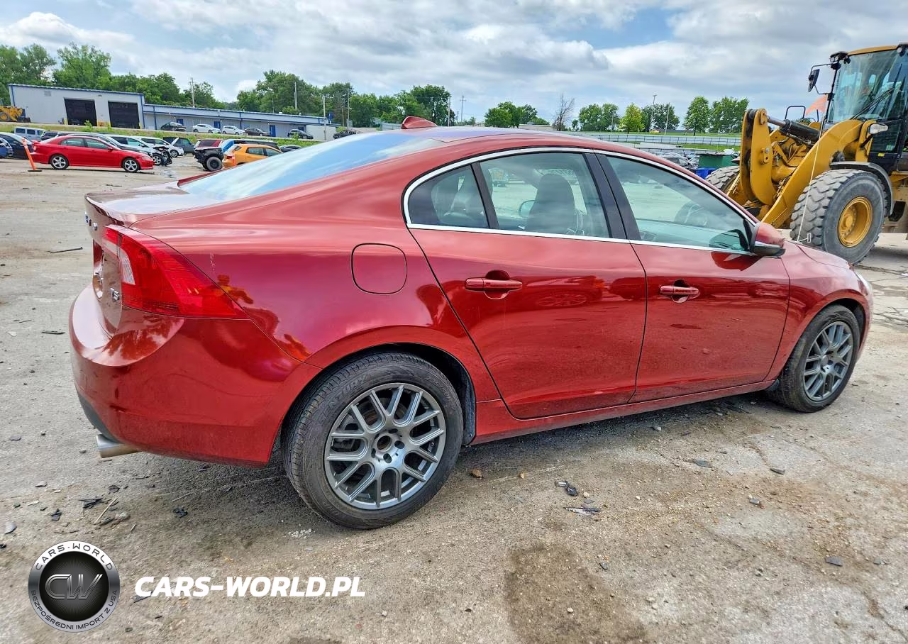 2013 Volvo S60 T5 VIN:YV1612FSXD1212913 - 3