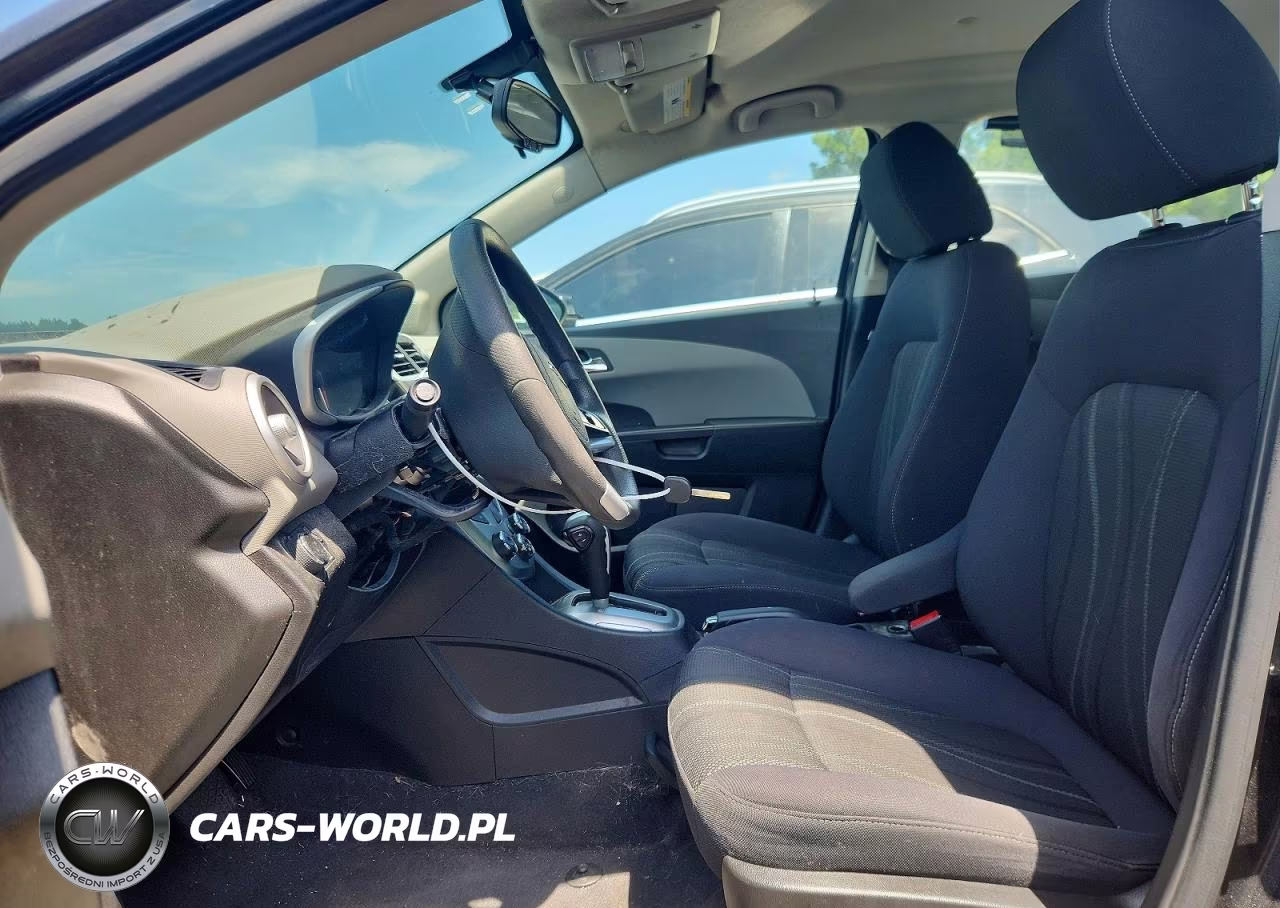 2020 Chevrolet Sonic Lt VIN:1G1JD5SB8L4138945 - 7