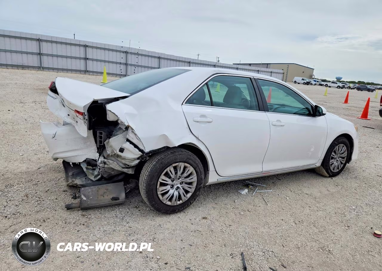 2013 Toyota Camry Le VIN:4T1BF1FK4DU233198 - 3