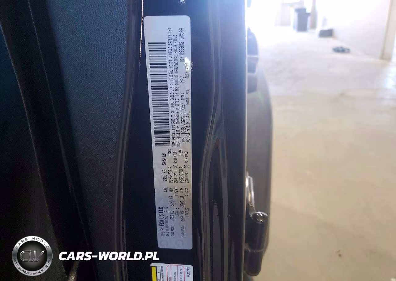 2016 Jeep Wrangler Unlimited Sport VIN:1C4BJWDG2GL337357 - 12