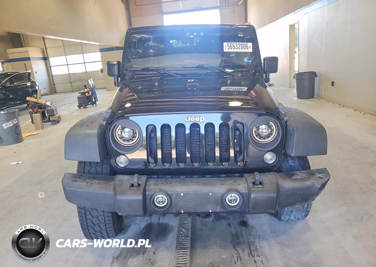 2016 Jeep Wrangler Unlimited Sport VIN:1C4BJWDG2GL337357 - 5