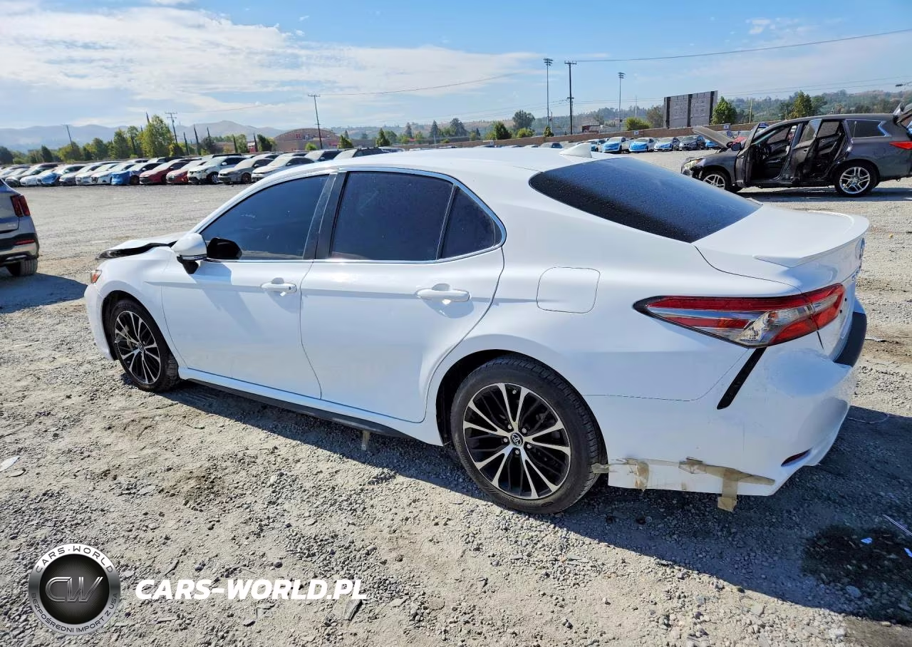 2019 Toyota Camry Se VIN:4T1B11HK1KU733067 - 2