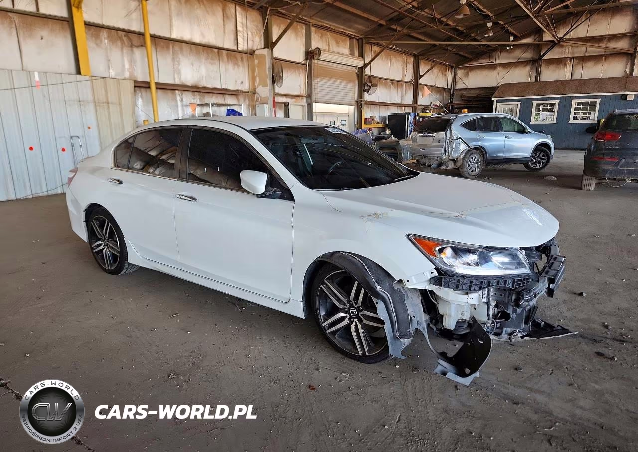 2017 Honda Accord Sport Special Edition VIN:1HGCR2F16HA080698 - 4