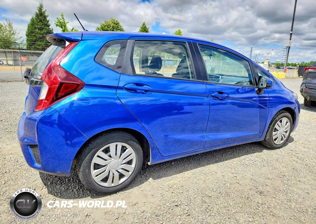 2016 Honda Fit Lx VIN:JHMGK5H52GX013810 - 3