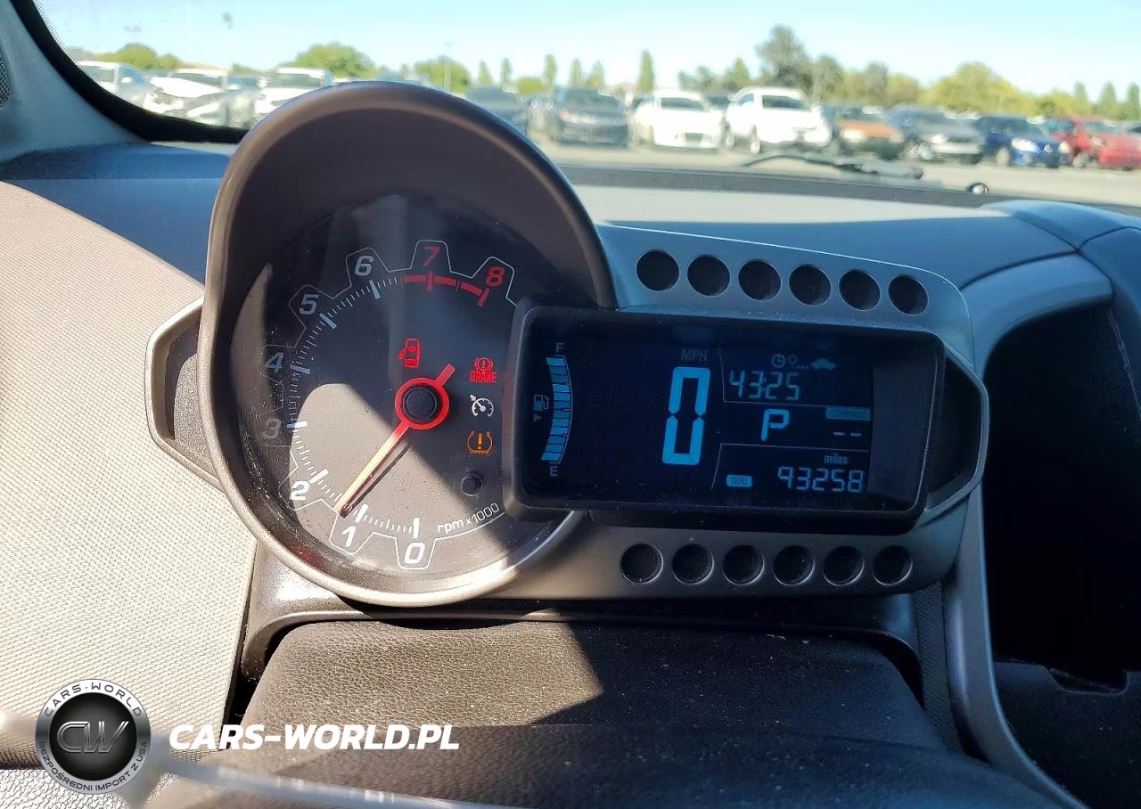 2015 Chevrolet Sonic Lt VIN:1G1JC6SB6F4150461 - 9