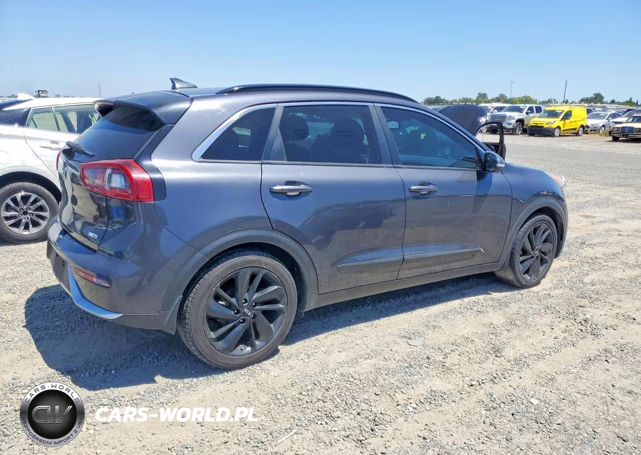 2018 Kia Niro Ex VIN:KNDCC3LC6J5149562 - 3