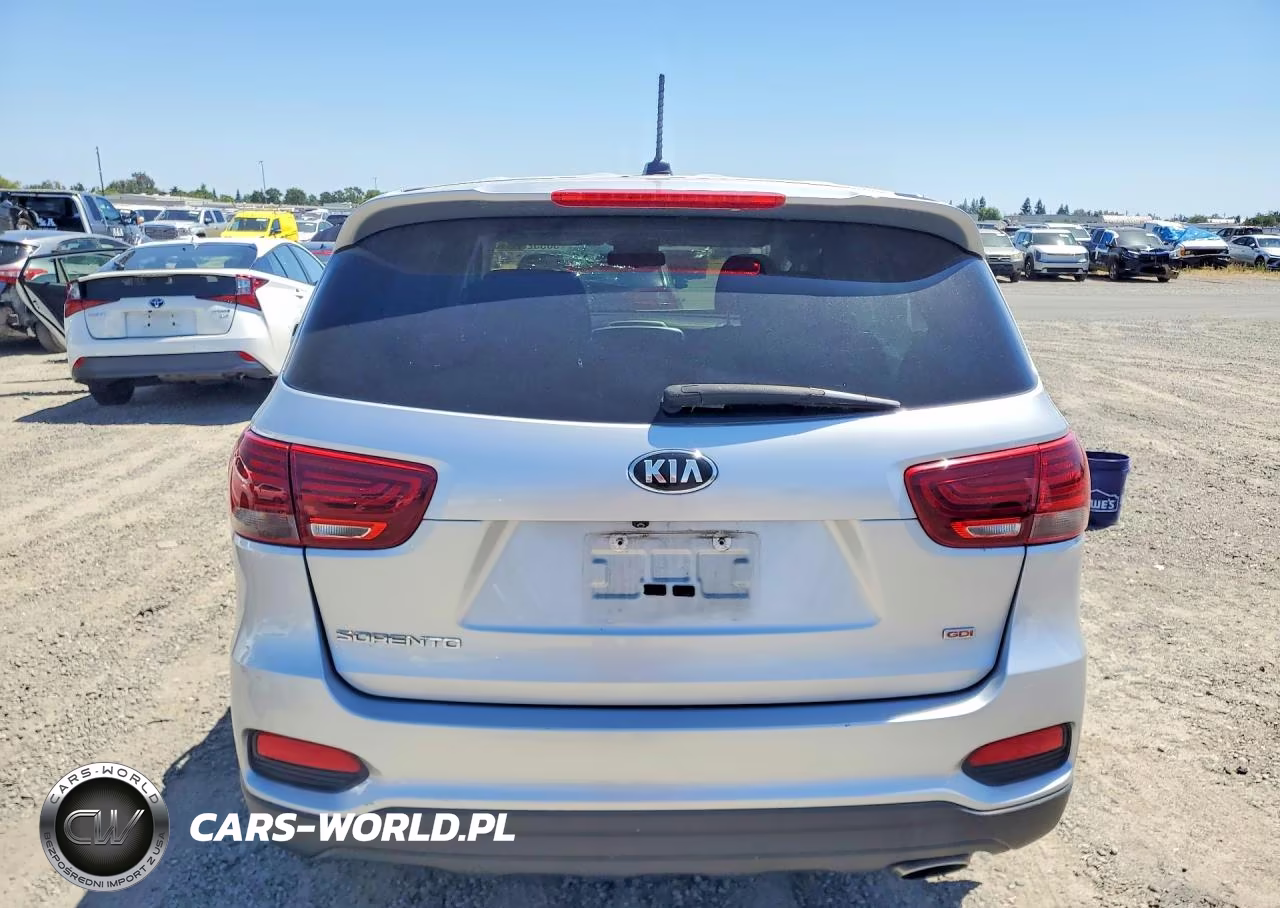 2020 Kia Sorento L VIN:5XYPG4A32LG638839 - 6