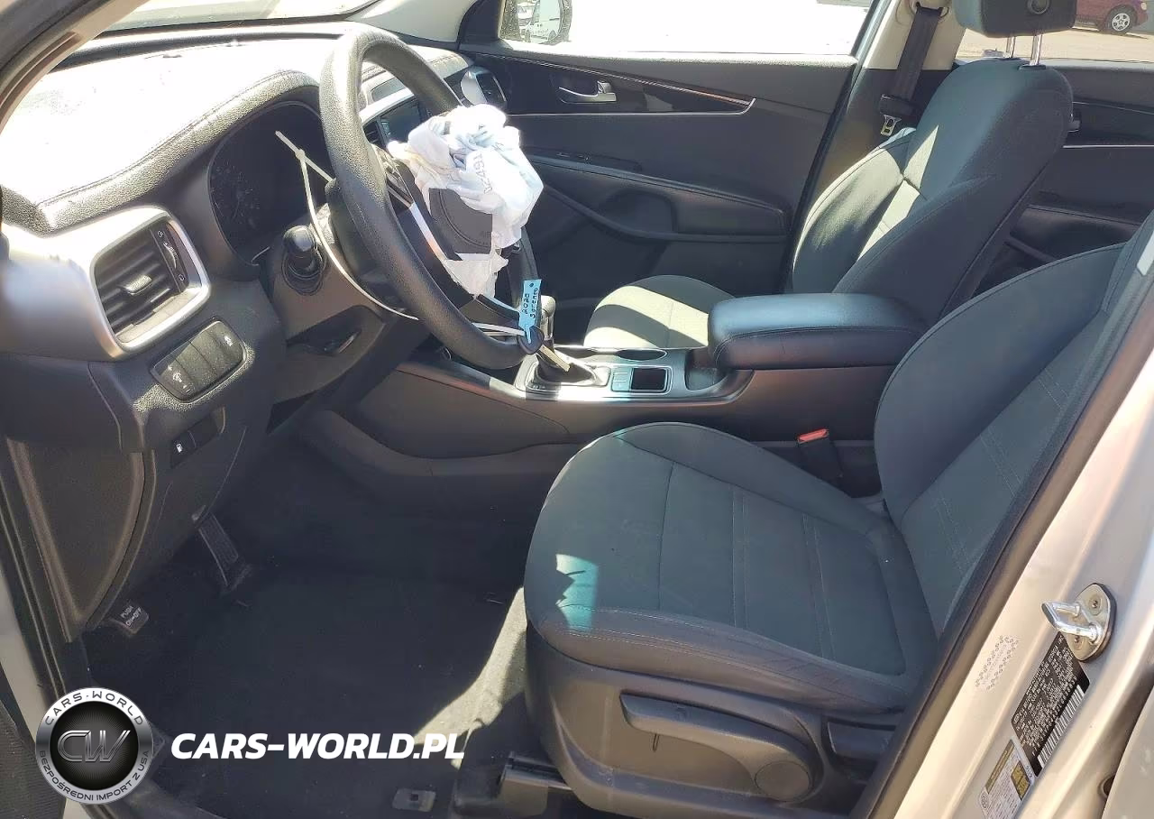 2020 Kia Sorento L VIN:5XYPG4A32LG638839 - 7
