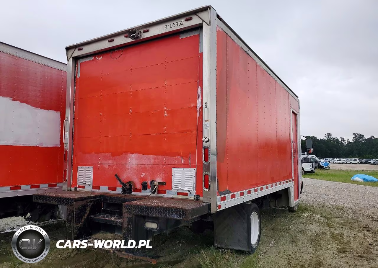 2017 Hino 195 Box Truck VIN:JHHSDM2H5HK005828 - 3