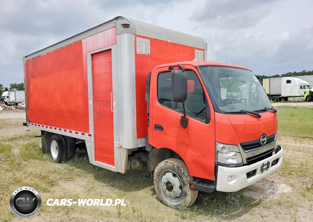 2017 Hino 195 Box Truck VIN:JHHSDM2H5HK005828 - 4