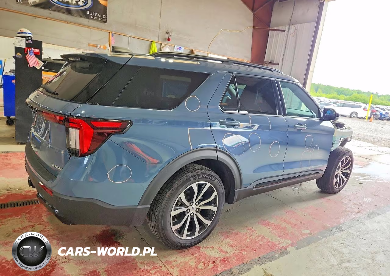 2025 Ford Explorer St-Line VIN:1FMUK8KH2SGC27242 - 3