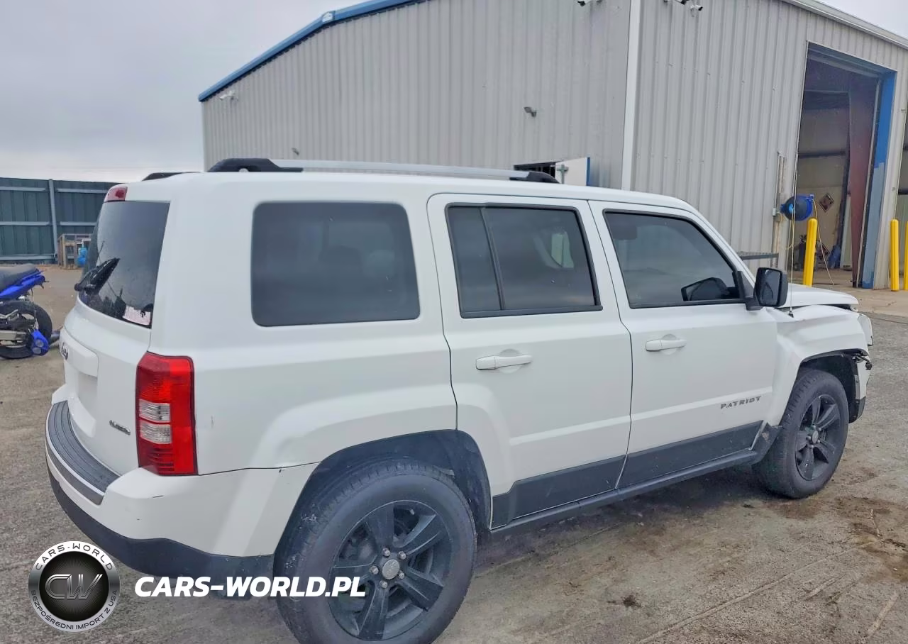 2014 Jeep Patriot Limited VIN:1C4NJRCB8ED728718 - 3