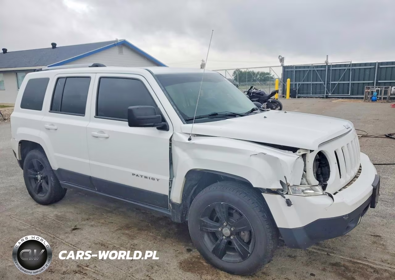 2014 Jeep Patriot Limited VIN:1C4NJRCB8ED728718 - 4