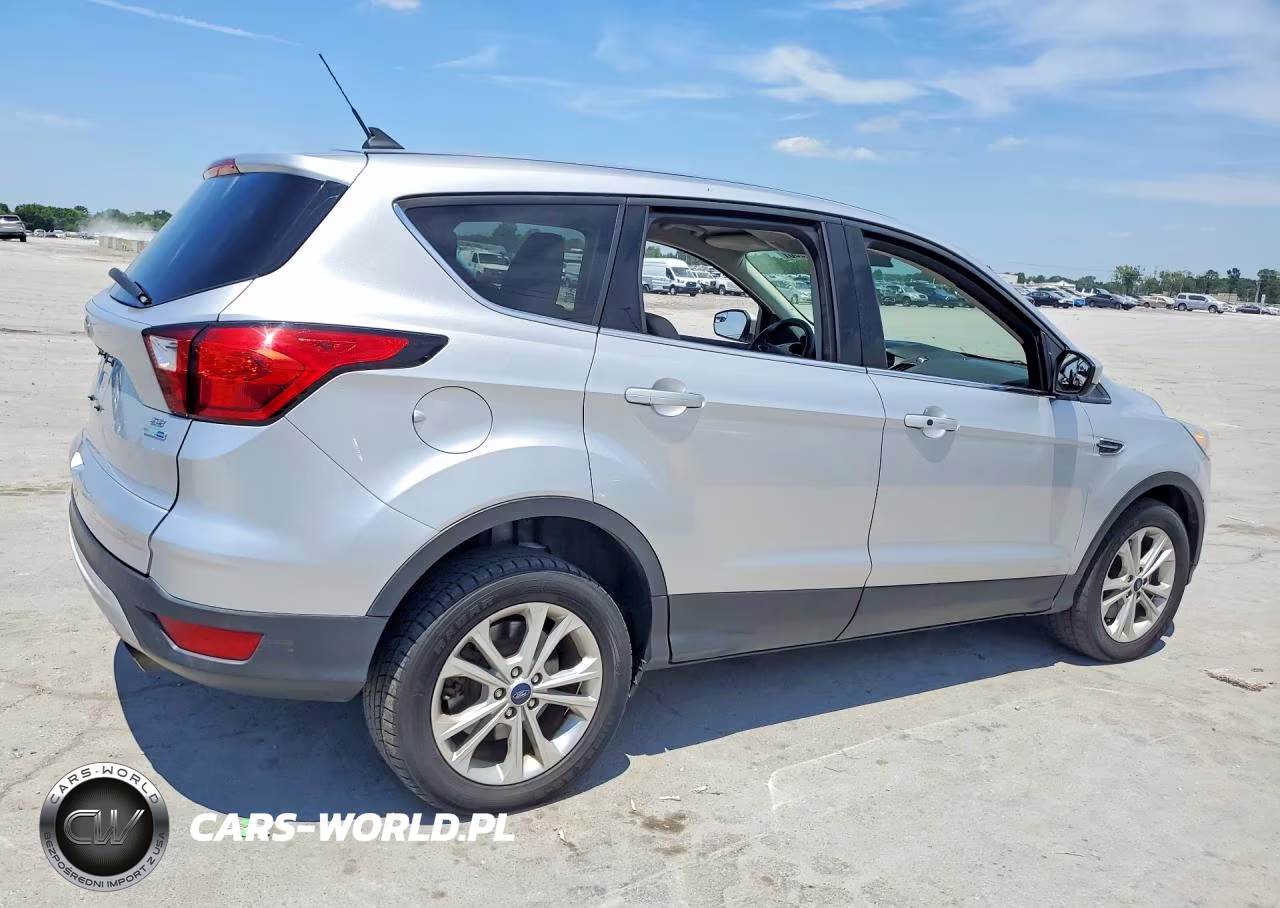 2019 Ford Escape Se VIN:1FMCU9G98KUB07444 - 3