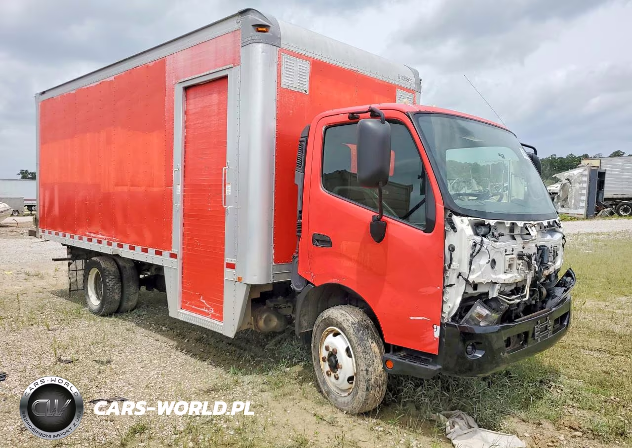 2018 Hino 195 Box Truck VIN:JHHSDM2H6JK006184 - 4