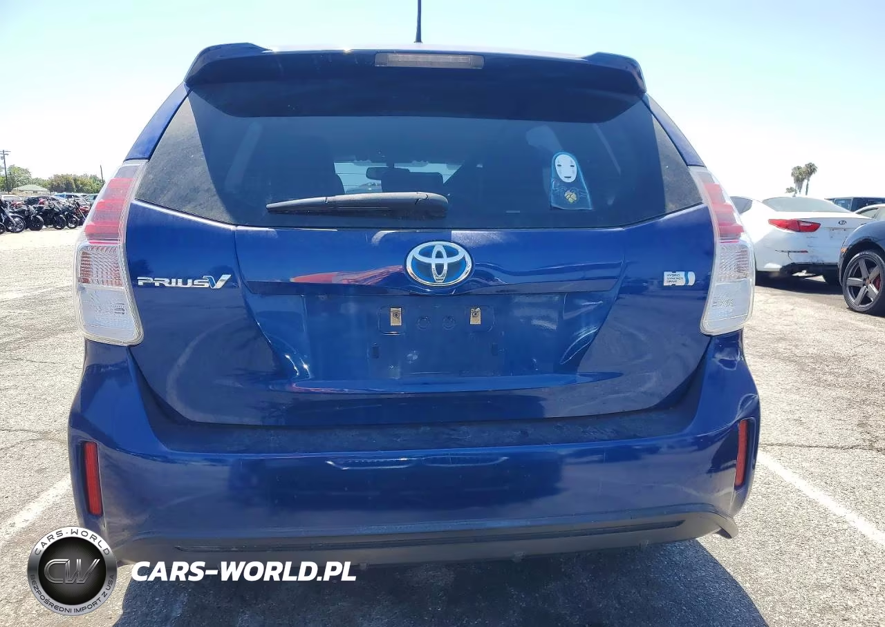 2017 Toyota Prius V Four VIN:JTDZN3EU2HJ070997 - 6