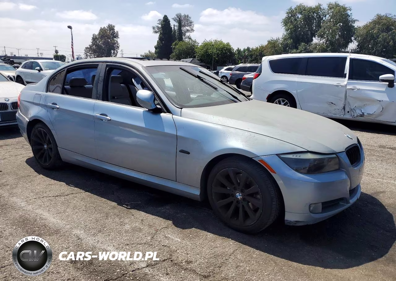 2011 BMW 328I VIN:WBAPH5C50BF093501 - 4