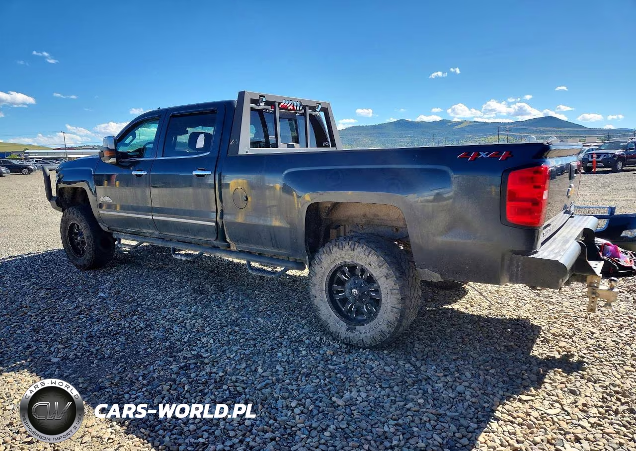 2018 Chevrolet Silverado K3500 High Country VIN:1GC4K1EY1JF151671 - 2