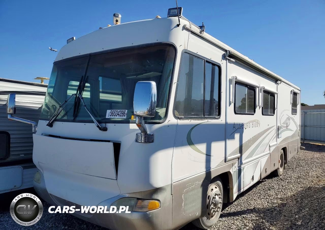 2000 Freightliner Chassis X Line Motor Home VIN:4UZ6XFBA5YCF99159 - 2