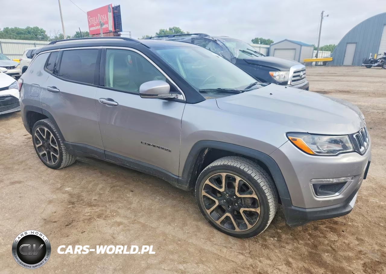 2018 Jeep Compass Limited VIN:3C4NJDCBXJT153464 - 4