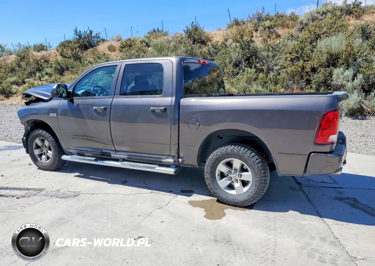 2017 Ram 1500 St VIN:3C6RR7KT1HG582492 - 2