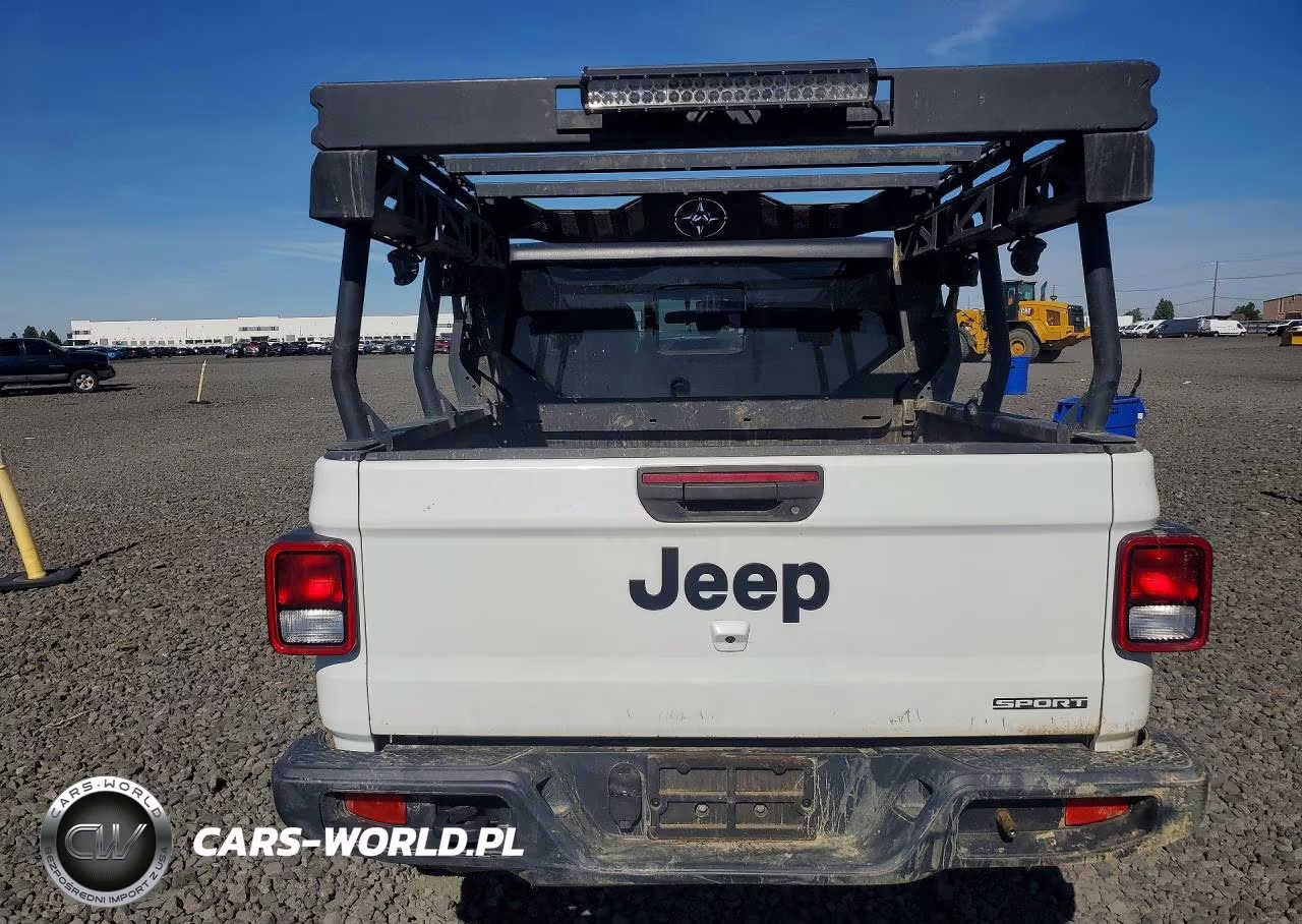 2020 Jeep Gladiator Sport VIN:1C6JJTAG2LL129589 - 6