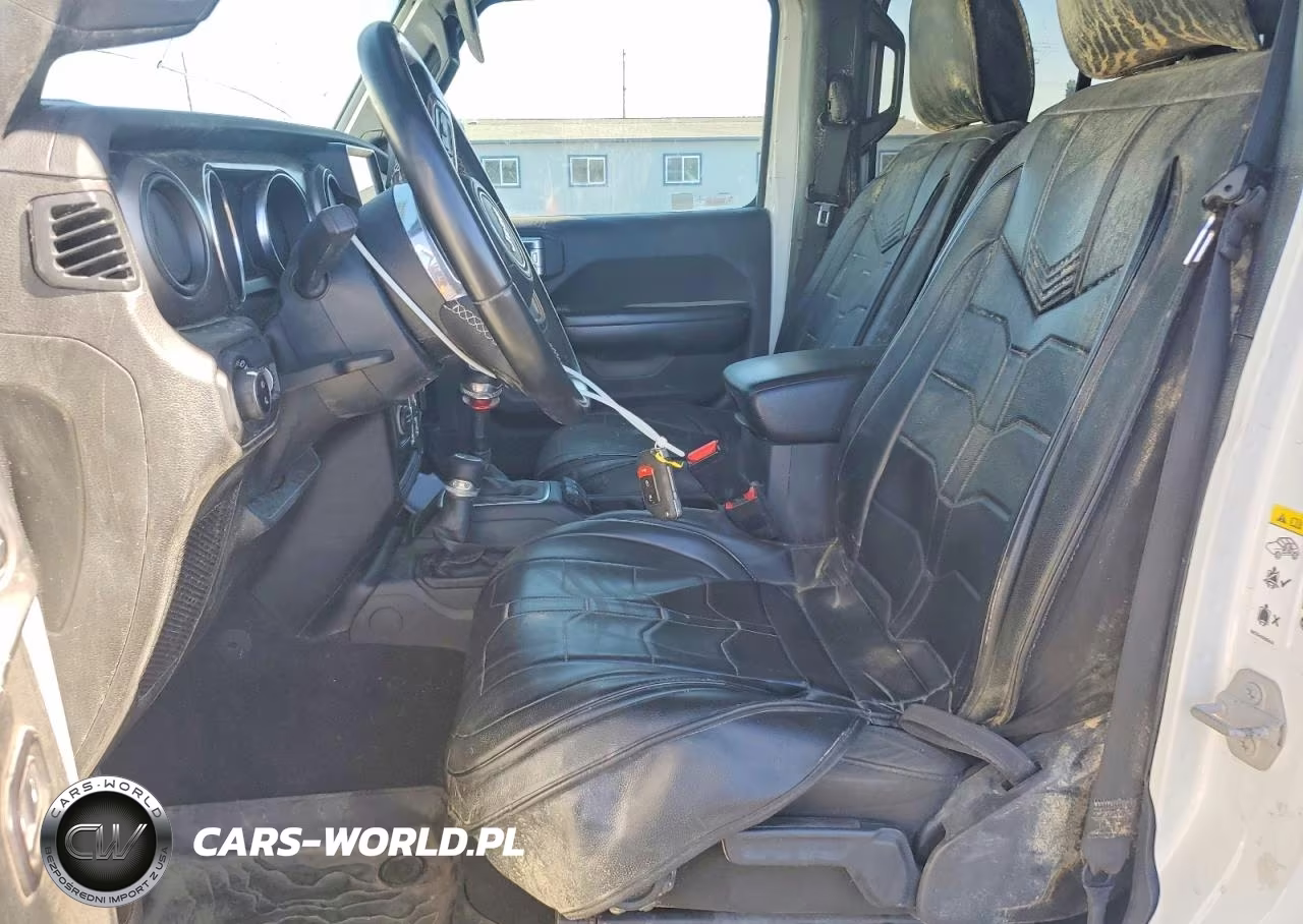 2020 Jeep Gladiator Sport VIN:1C6JJTAG2LL129589 - 7