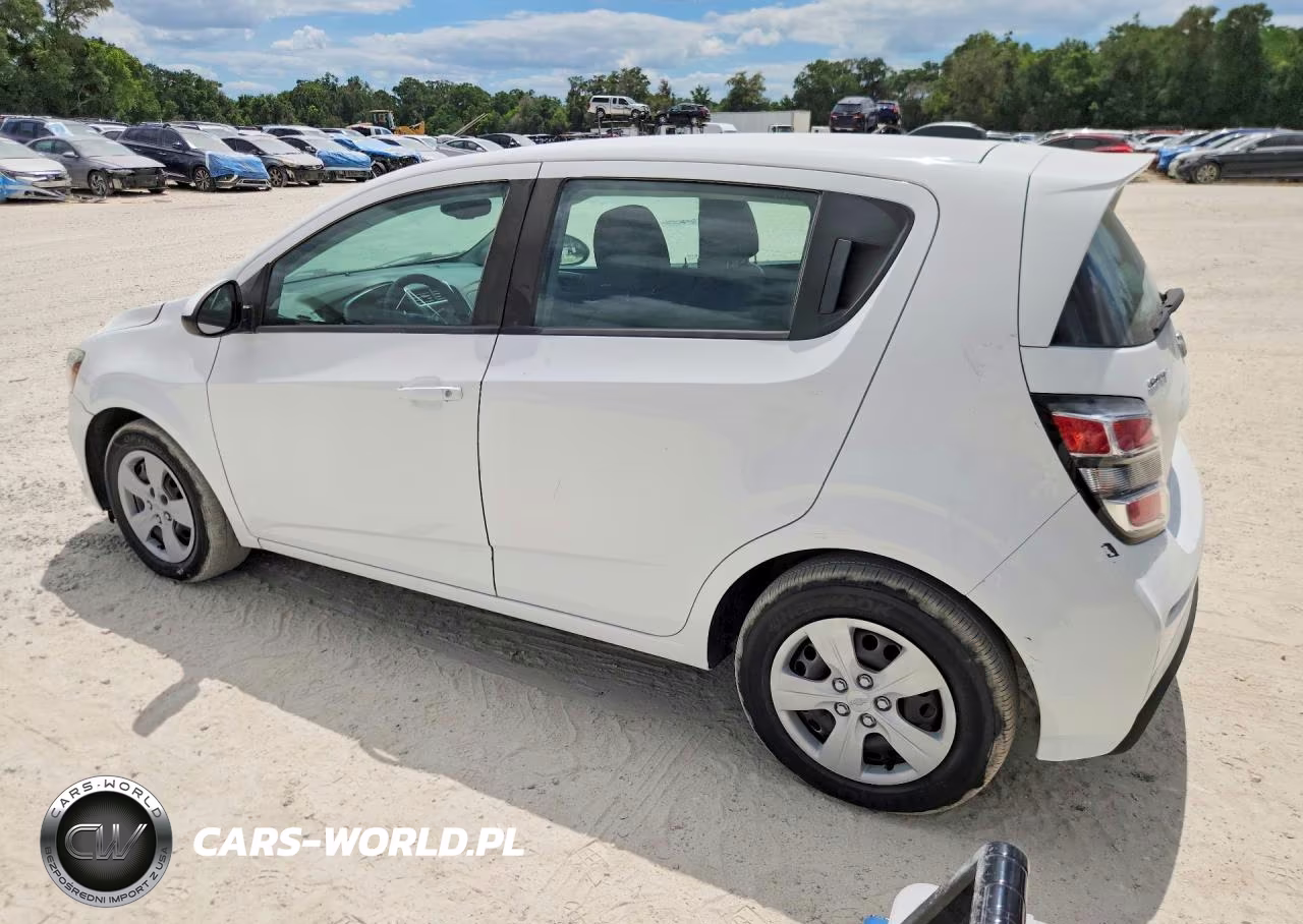 2018 Chevrolet Sonic VIN:1G1JG6SH6J4110320 - 2