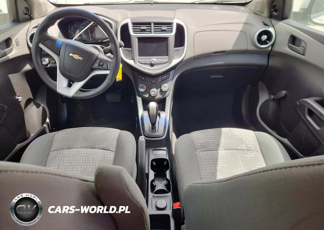 2018 Chevrolet Sonic VIN:1G1JG6SH6J4110320 - 8