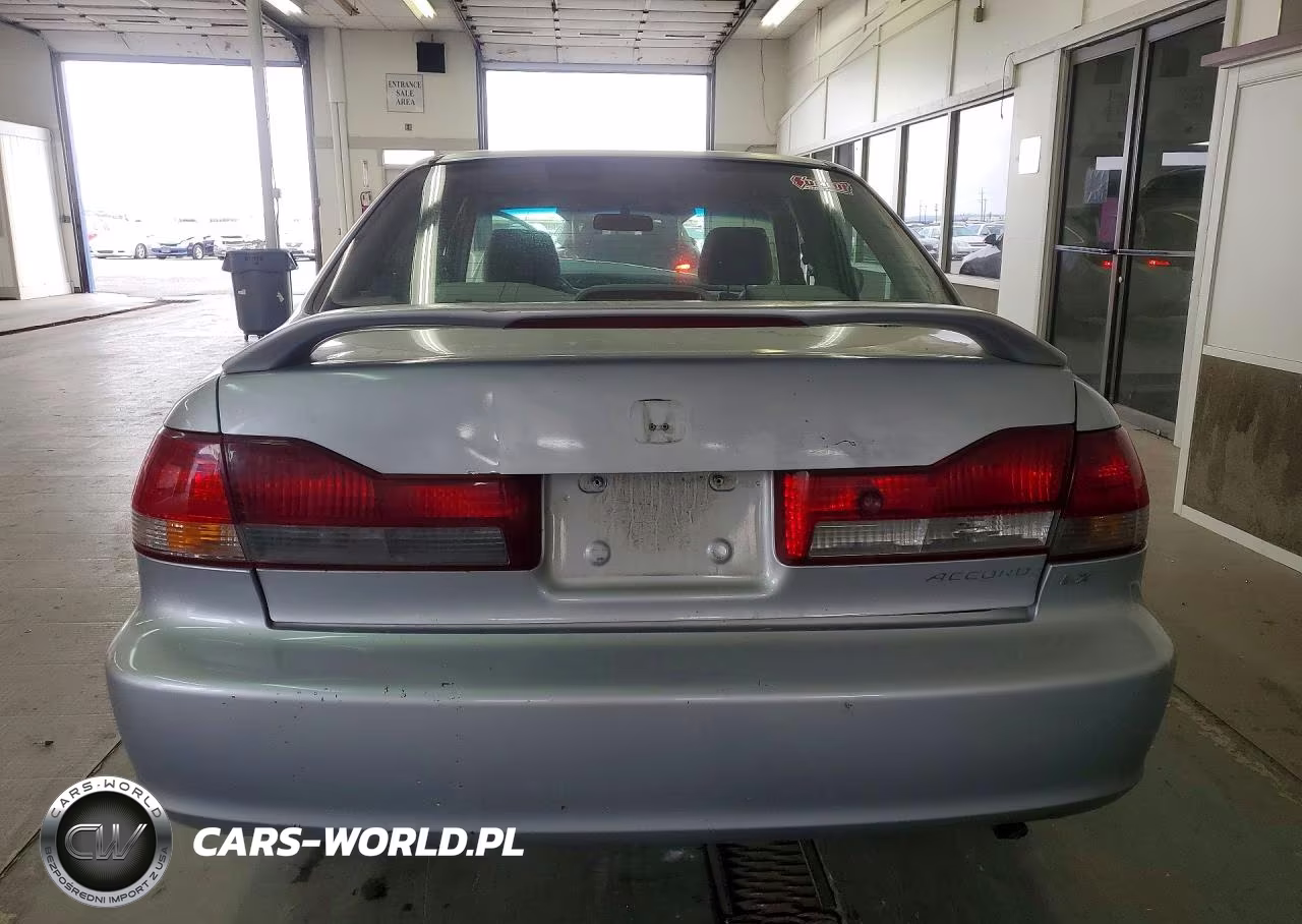 2001 Honda Accord VIN:JHMCG55481C002305 - 6