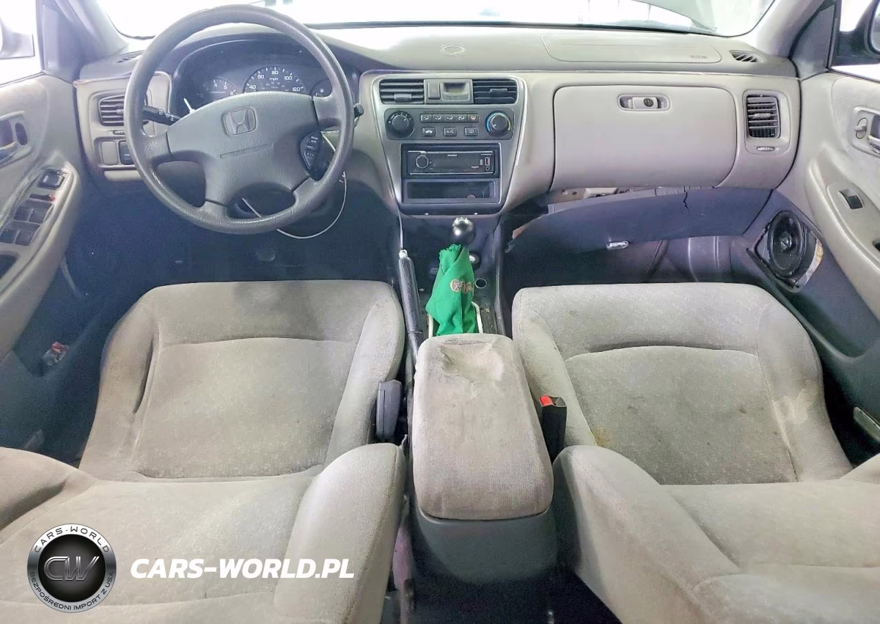 2001 Honda Accord VIN:JHMCG55481C002305 - 8
