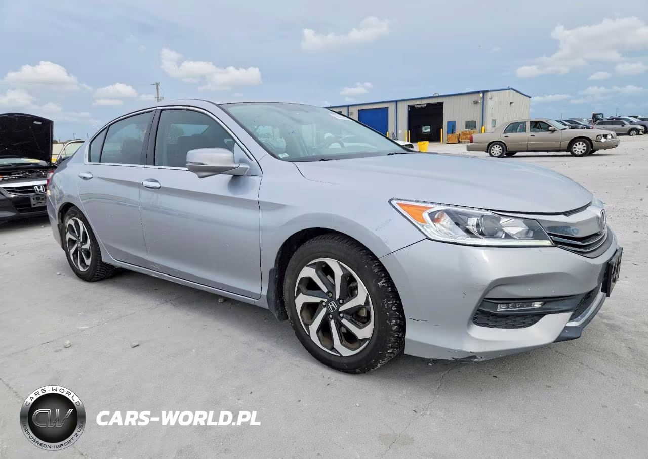 2016 Honda Accord Exl VIN:1HGCR3F87GA020768 - 4