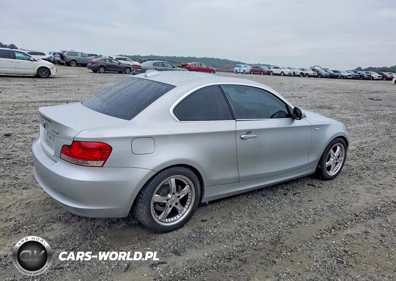 2010 BMW 128 I VIN:WBAUP9C57AVF49403 - 3