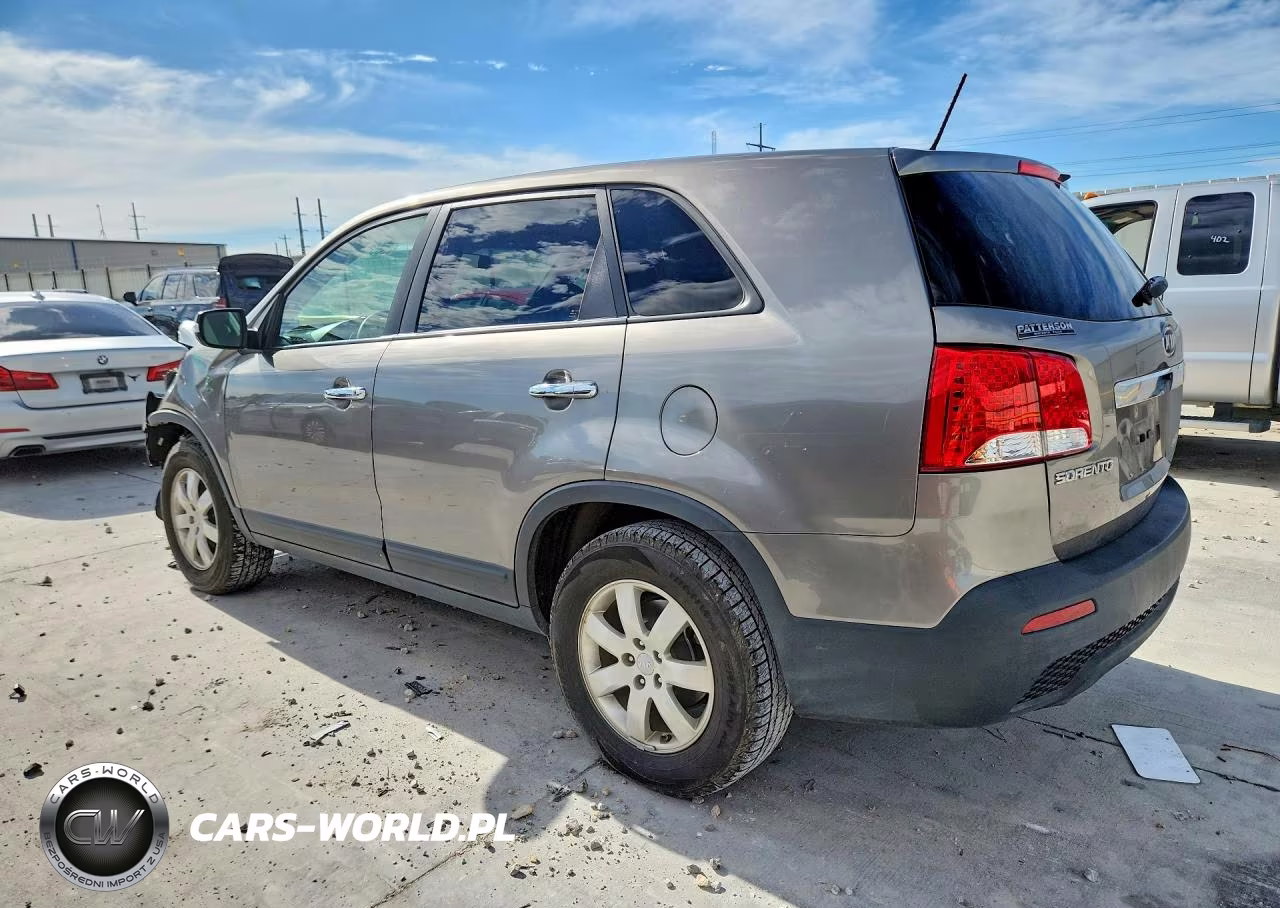 2013 Kia Sorento Lx VIN:5XYKT3A10DG394608 - 2
