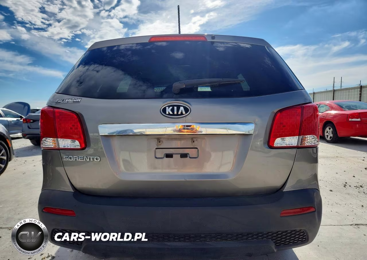 2013 Kia Sorento Lx VIN:5XYKT3A10DG394608 - 6
