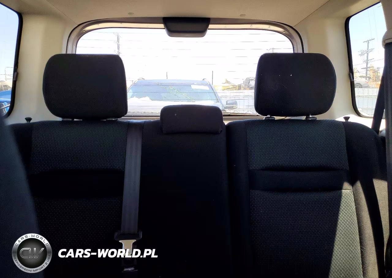 2006 Toyota Scion Xb VIN:JTLKT324364080983 - 10