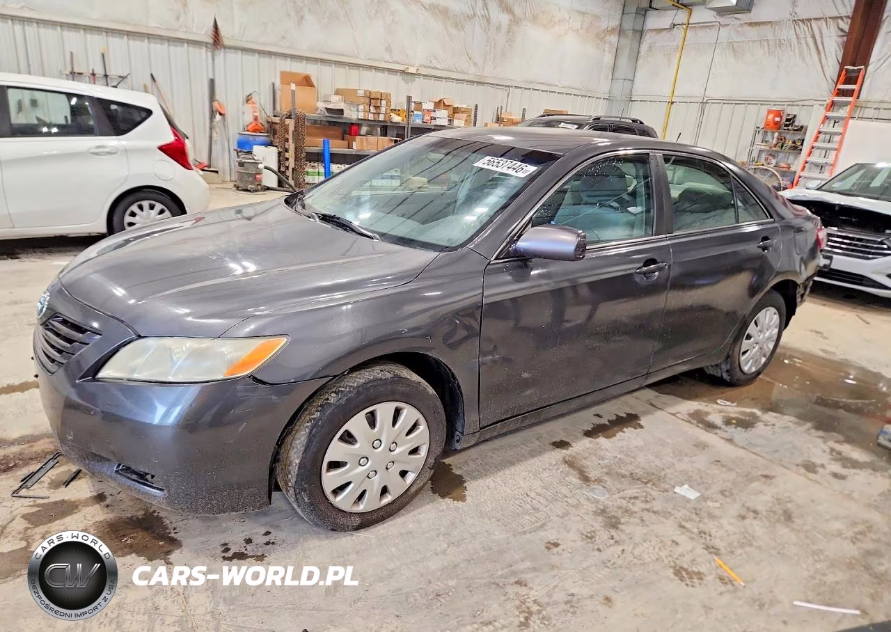 2007 Toyota Camry Le – zdjęcie 1 z 12