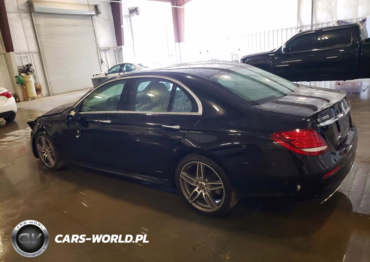 2018 Mercedes-Benz E 300 4Matic VIN:WDDZF4KB5JA359292 - 2